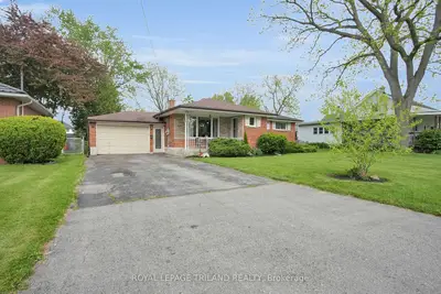 Detached in Central Elgin