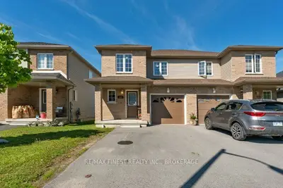 Semi-Detached in Greater Napanee