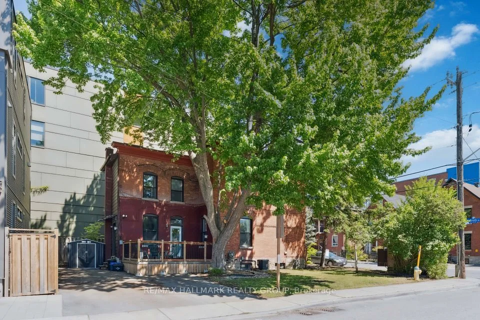 322 Booth Street, West Centre Town, ON K1R 7K2