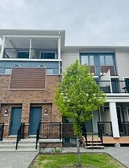 Condo Townhouse in Barrhaven