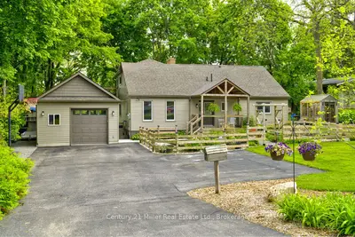 Detached in Hamilton