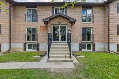 Condo Apartment in Waterloo