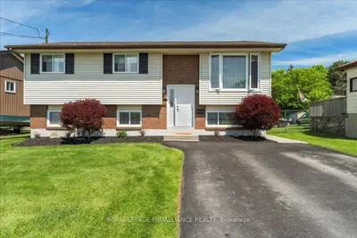Detached in Belleville