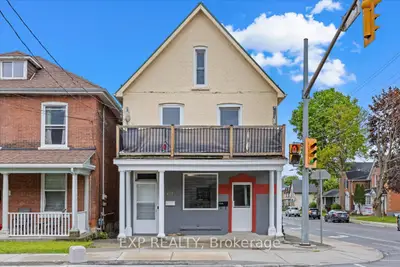 Duplex in Brockville