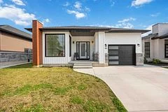 195 ESSEX Street, Sarnia, ON N7S 0C2