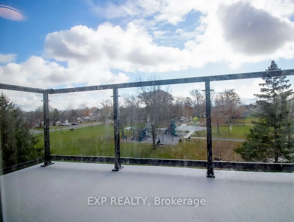 579 Clare Avenue 507, Welland, ON L3C 3B7