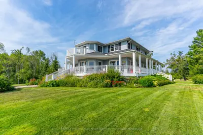 Detached in Kawartha Lakes