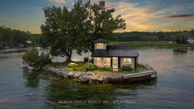 Detached in Kingston