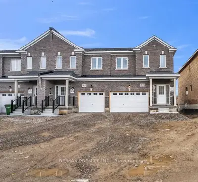 Att/Row/Townhouse in Southgate