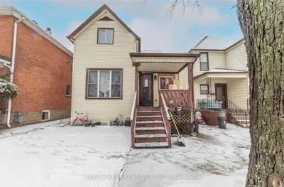 Detached in Windsor