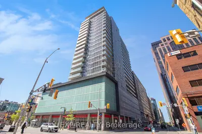 Condo Apartment in Ottawa Centre