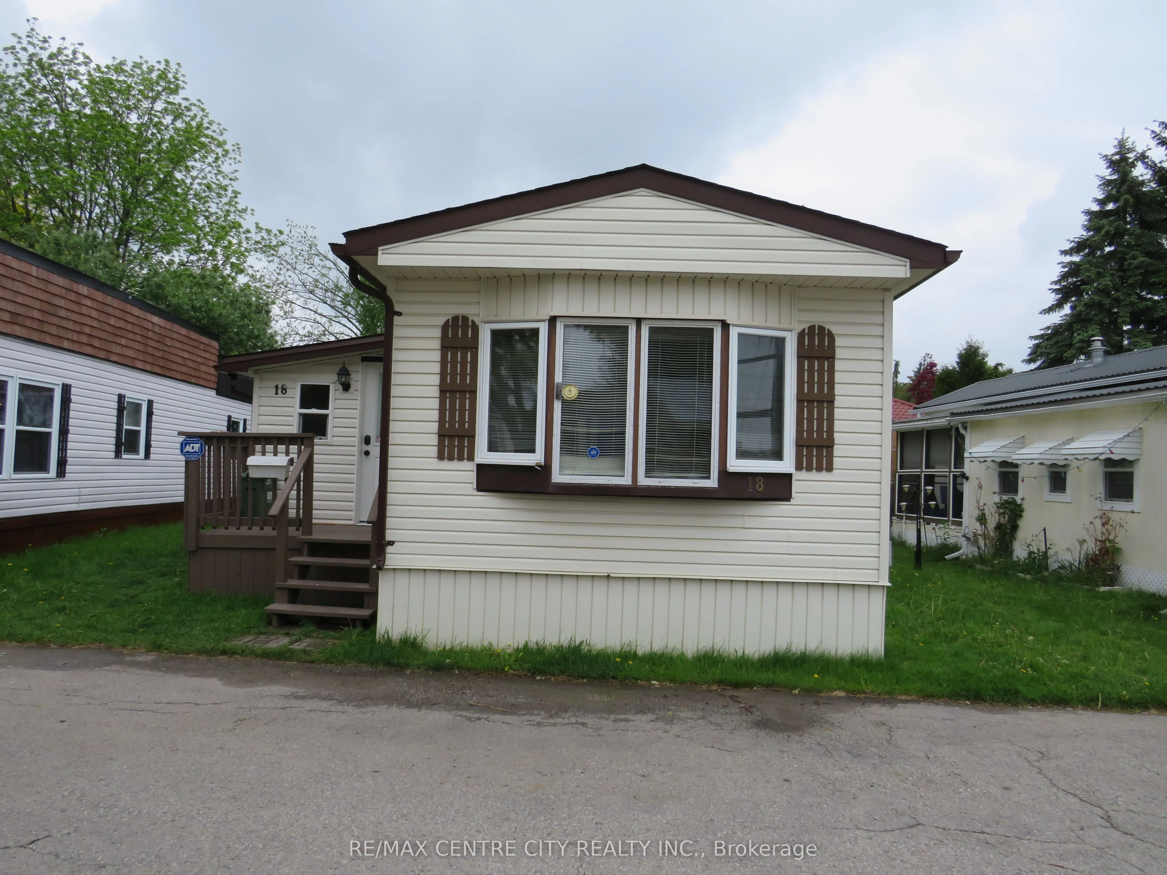 2189 Dundas Street E 18, London East, ON N5V 1H3