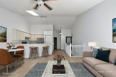 Condo Townhouse in Meaford