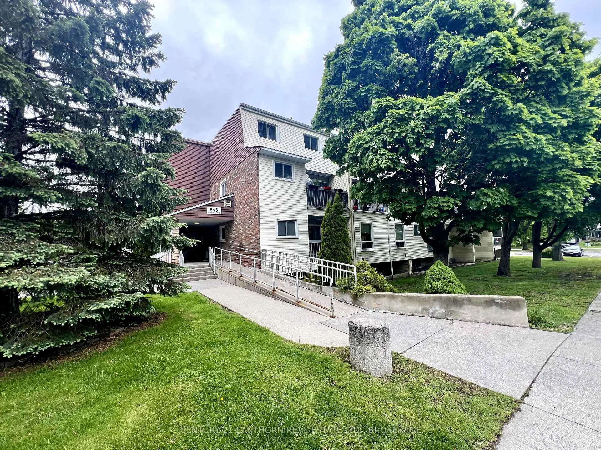 845 Milford Drive 104, Kingston, ON K7P 1A7