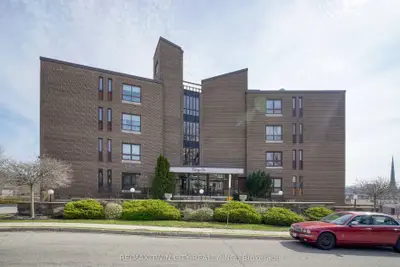 Condo Apartment in Cambridge