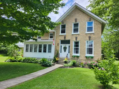 Detached in Central Huron