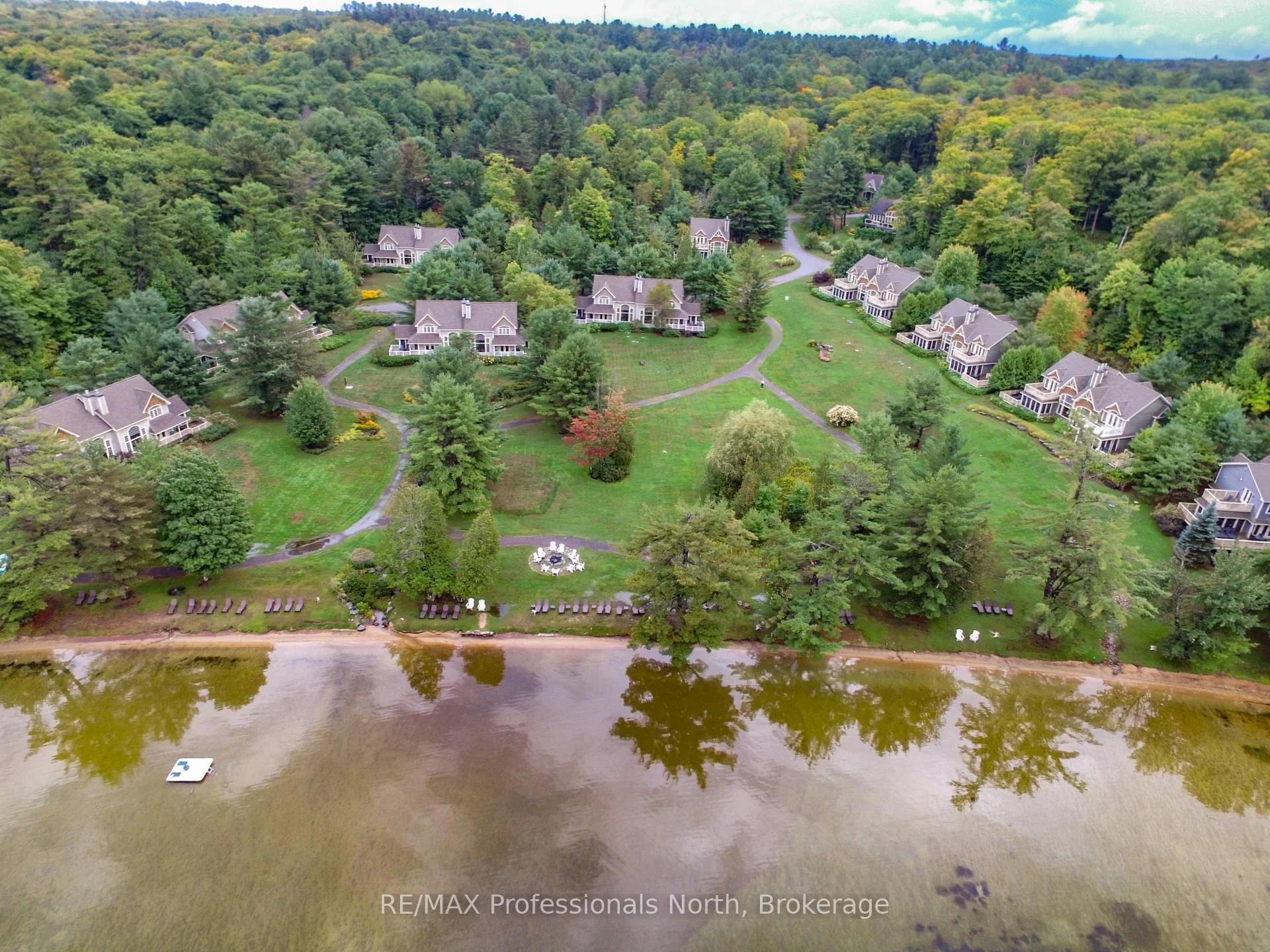 3876 MUSKOKA ROAD 118 Sandfield 2, Week 10, Muskoka Lakes, ON P0B 1J0
