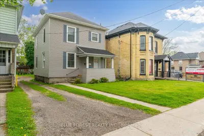 Duplex in St. Thomas