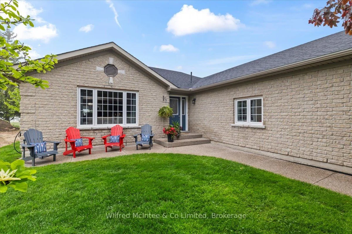 9 Malcolm Street, Huron-Kinloss, ON N0G 2R0