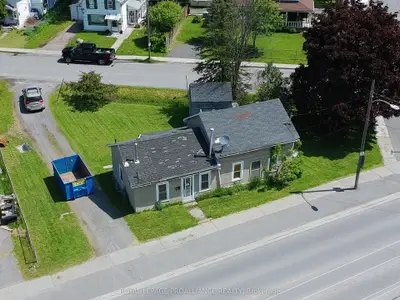 Detached in Greater Napanee