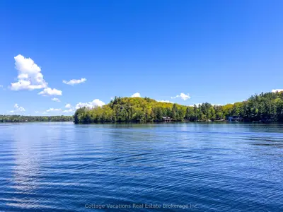 Detached in Muskoka Lakes