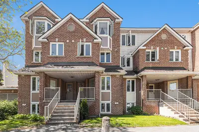 Condo Apartment in Hunt Club - South Keys and Area
