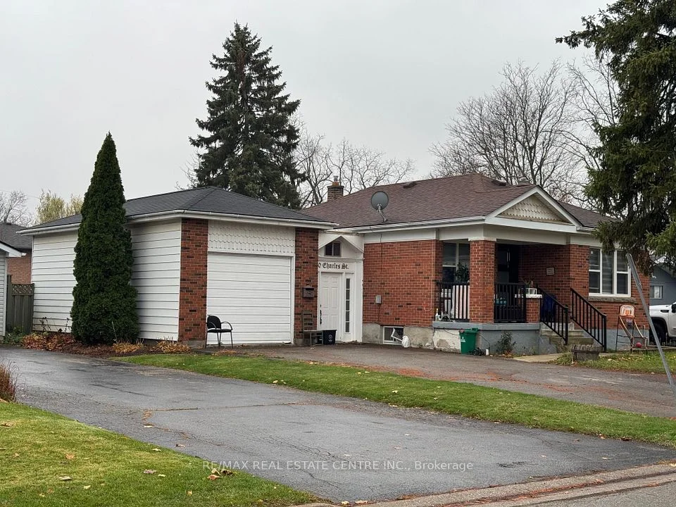 20 Charles Street, Brantford, ON N3T 1B1