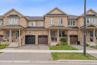 Att/Row/Townhouse in Hamilton