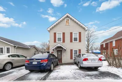 Triplex in Niagara Falls