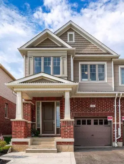 Att/Row/Townhouse in Kitchener
