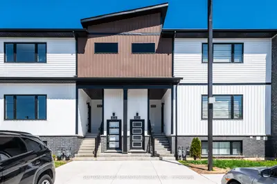 Condo Townhouse in Niagara Falls