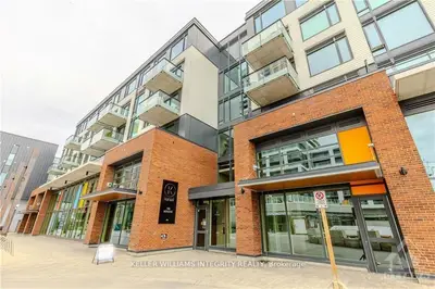 Condo Apartment in West Centre Town