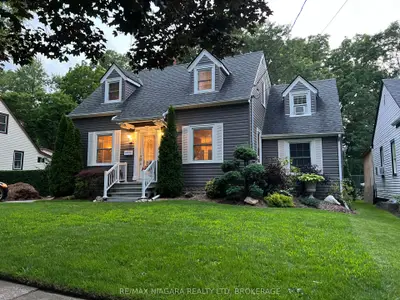 Duplex in Niagara Falls