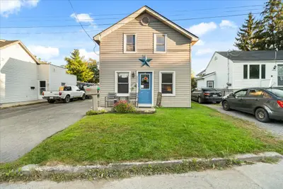 Detached in Quinte West
