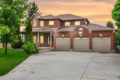 Detached in Middlesex Centre