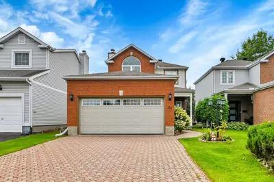 Detached in Barrhaven