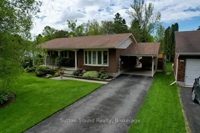 Detached in Owen Sound