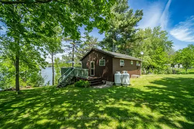 Detached in Greater Napanee