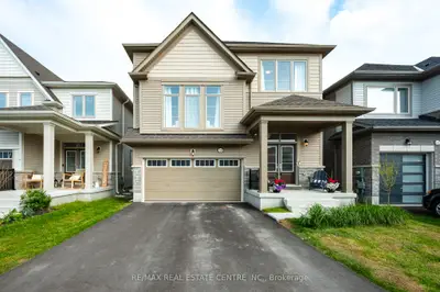 Detached in Centre Wellington