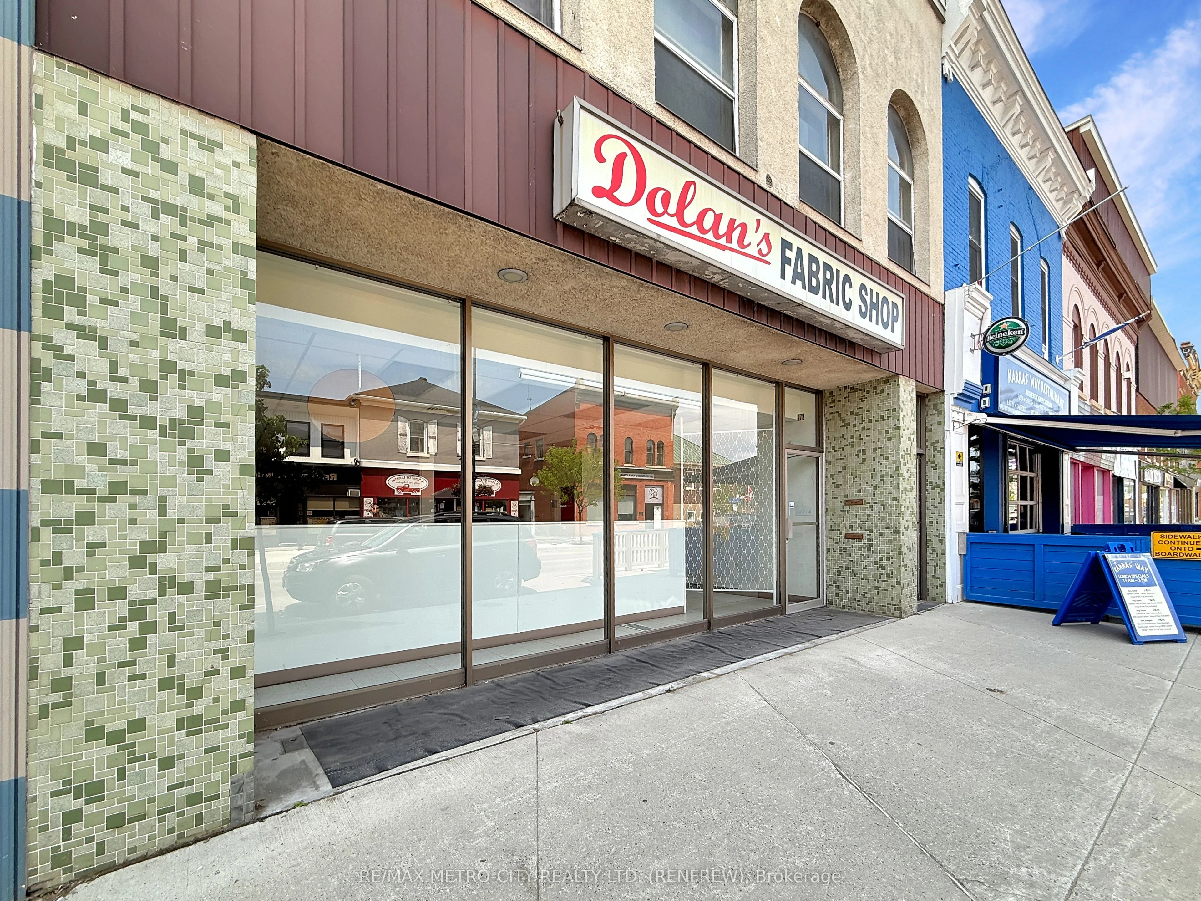170-172 RAGLAN Street S, Renfrew, ON K7V 1R1