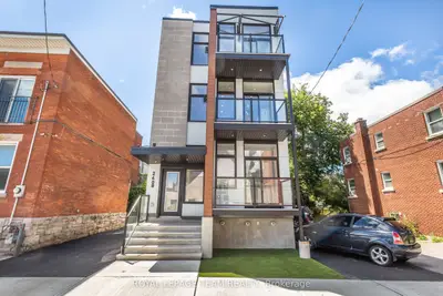 Triplex in West Centre Town