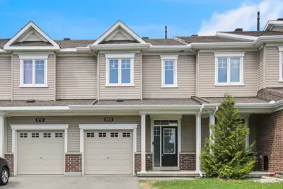 Att/Row/Townhouse in Barrhaven