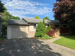 1163 Farnsborough Crescent, London East, ON N5V 2L7
