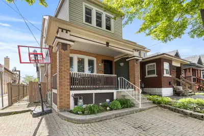 Detached in Hamilton