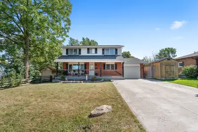 Detached in Fort Erie