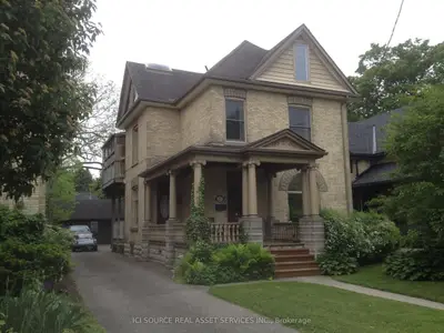 Detached in London South