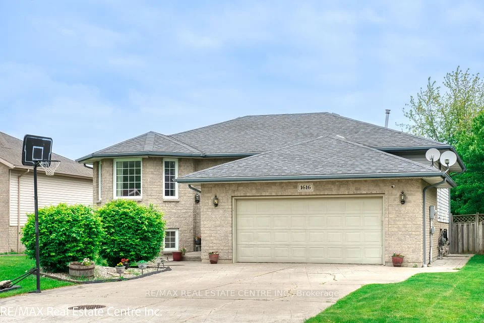 1616 N Birchwood Crescent, Lakeshore, ON N0R 1A0