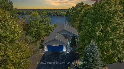 Detached in Frontenac