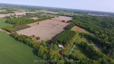 Detached in Thorold