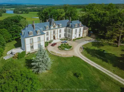 58720 Beaumont-Sardolles, France, 58270